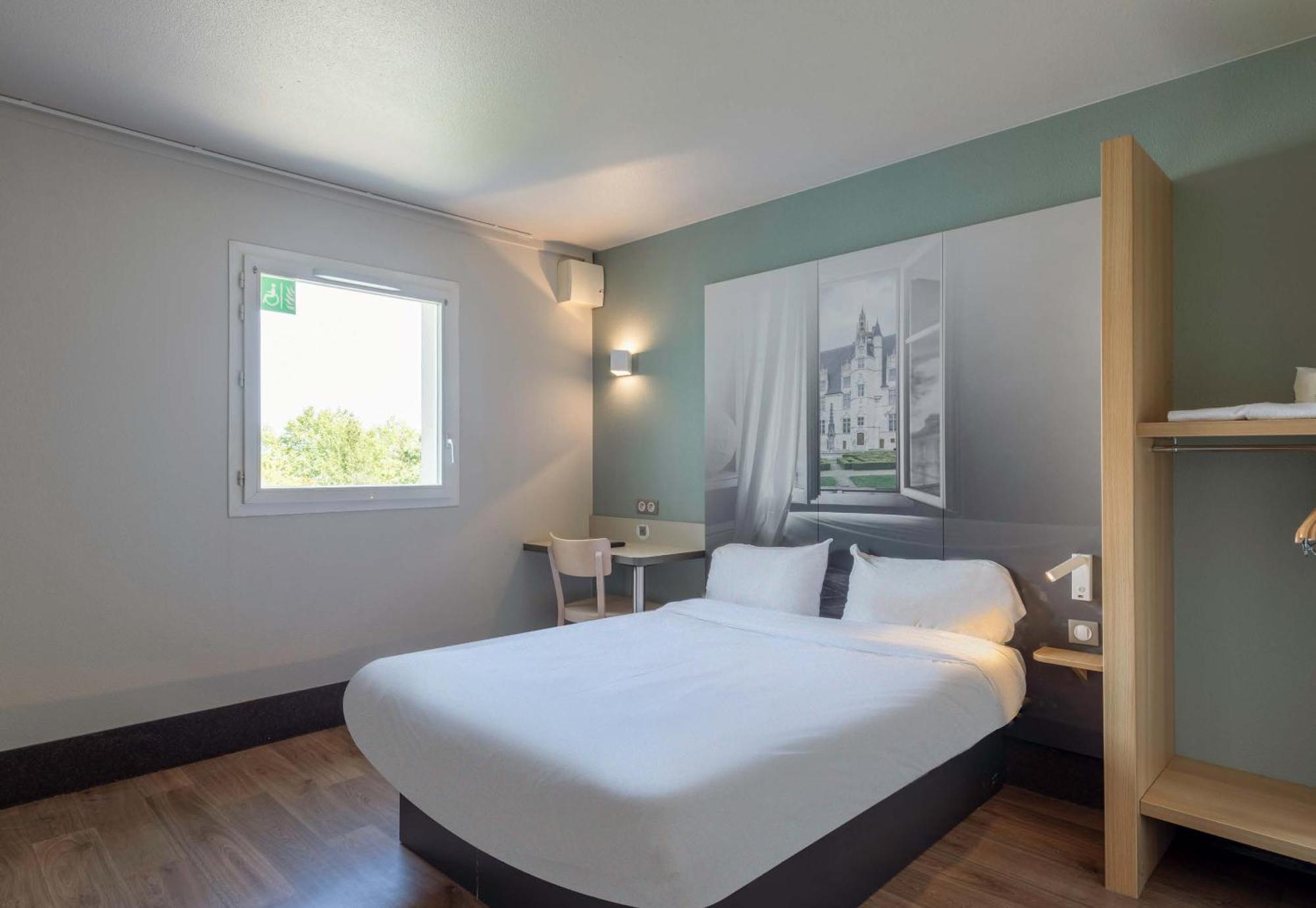 B&B Hotel Beauvais Allonne  Экстерьер фото
