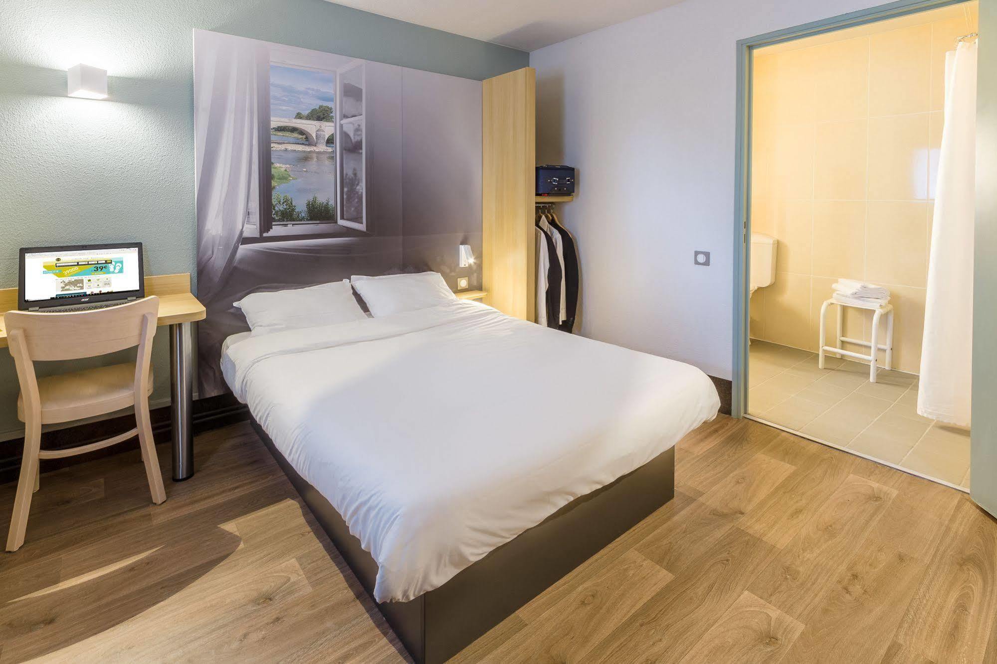 B&B Hotel Beauvais Allonne  Экстерьер фото