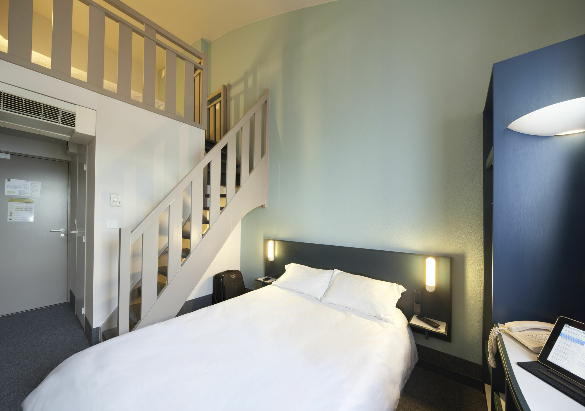 B&B Hotel Beauvais Allonne  Экстерьер фото